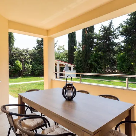 דירה Sasa - A - Mpolo