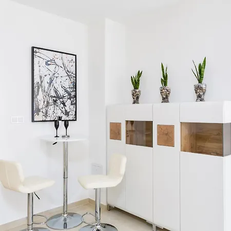 דירה Sasa - A - Mpolo