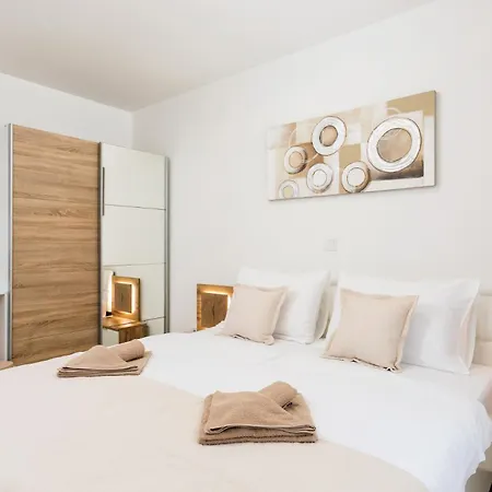 Sasa - A - Mpolo * Медулин